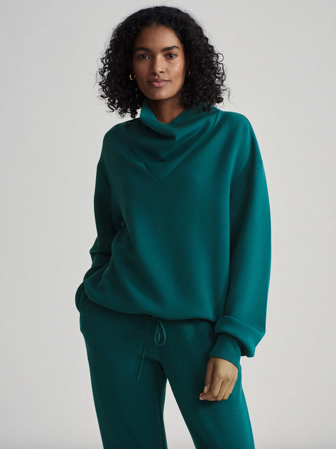 Betsy Pullover