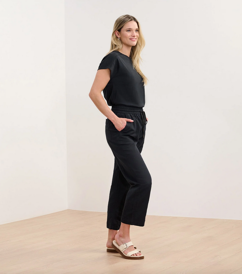 Slouchy Pocket Tee