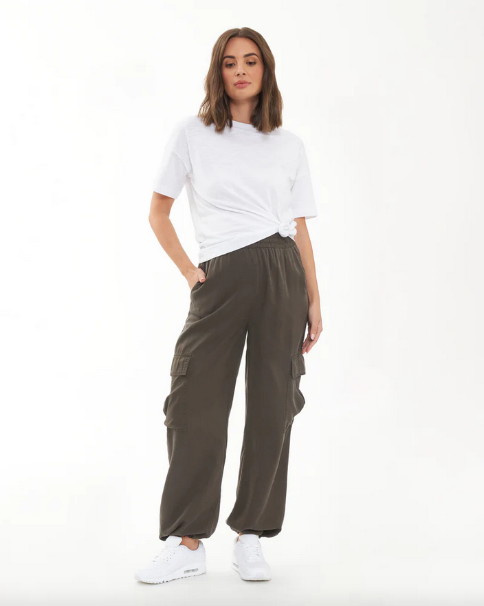 Claud Tee