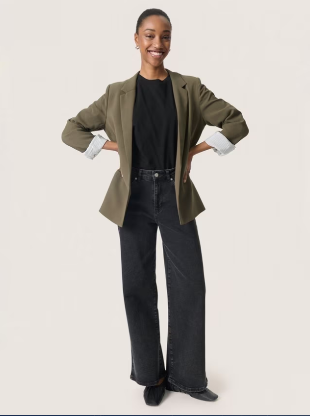 Shirley Cuff Blazer