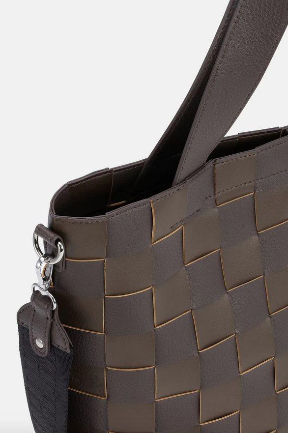 Essential Travel Tote