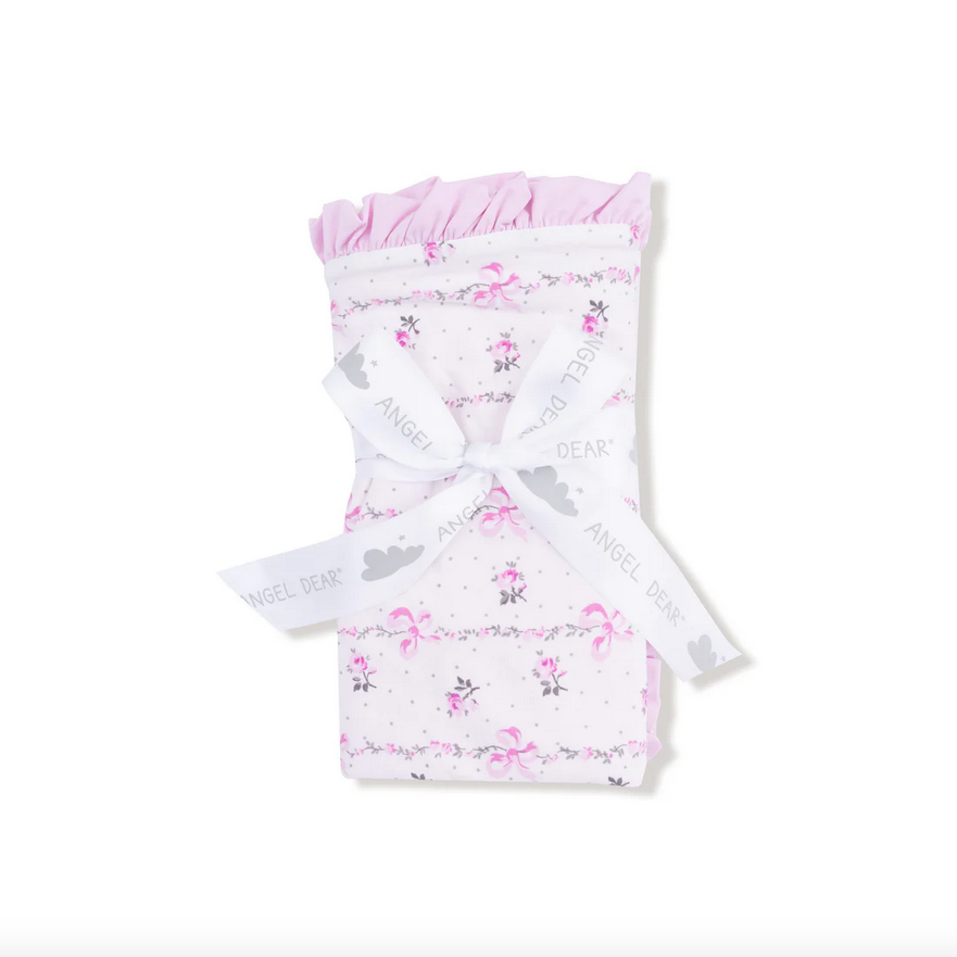 Dainty Buds & Bows Ruffle Blanket