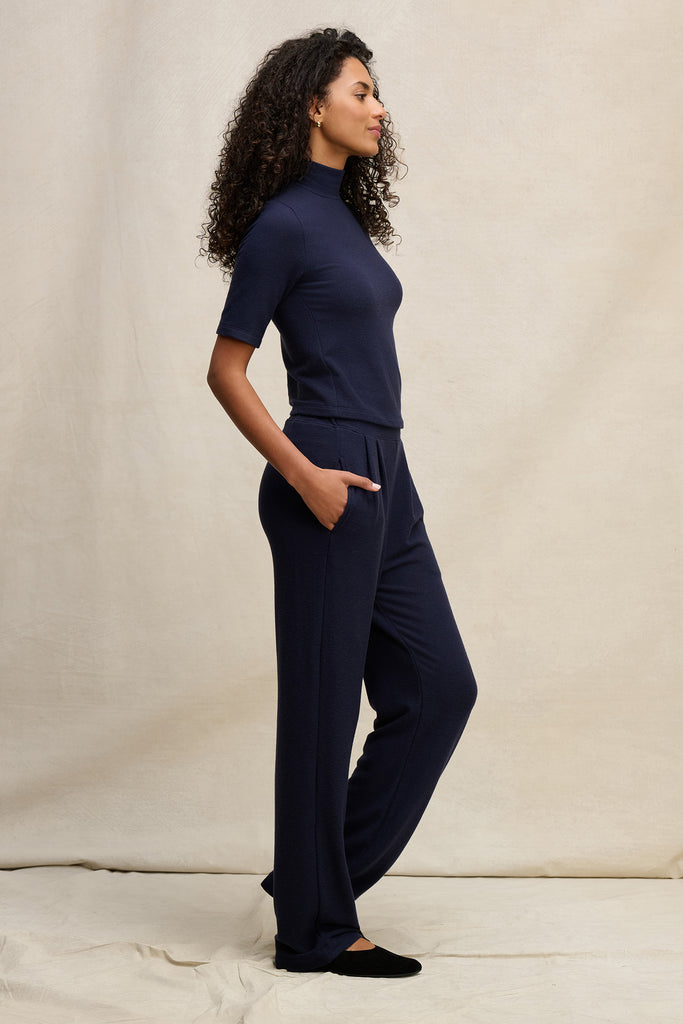 Eliya Pant